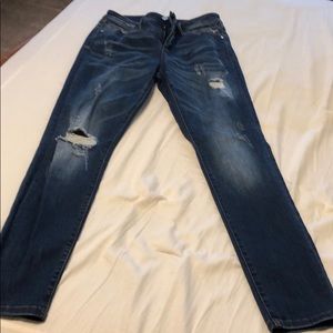 Brand new Bebe jeans never worn.